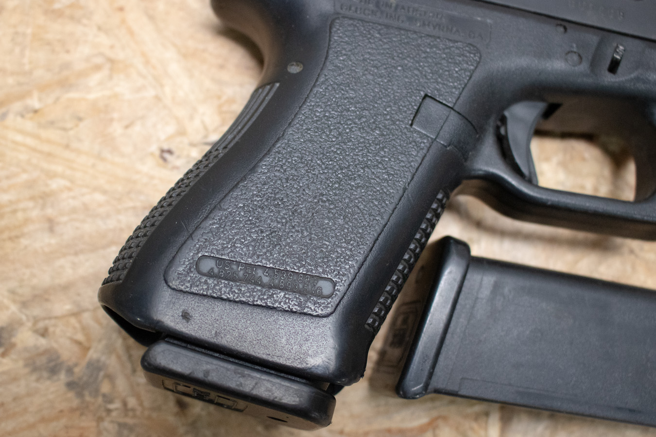 GLOCK 23 Gen2 40 S&W Police Trade-In Pistols (Very Good Condition)